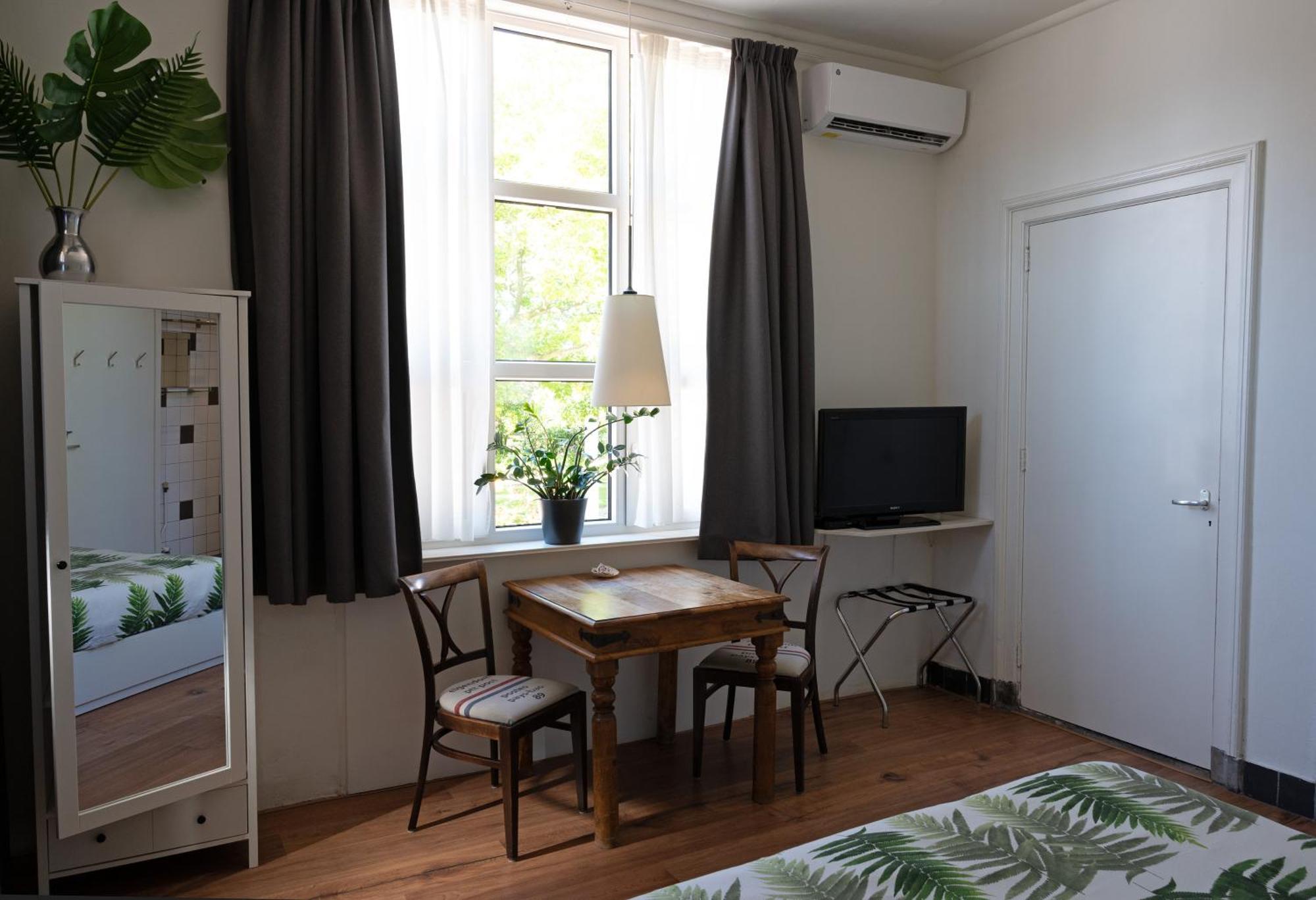 B&B Het Oude Postkantoor 예르세케 외부 사진